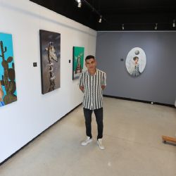 Exhibe Alejandro Mac Gregor sus obras surrealistas en Mérida