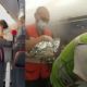 Avión aterriza de emergencia en aeropuerto de Cancún: Una mujer dio a luz